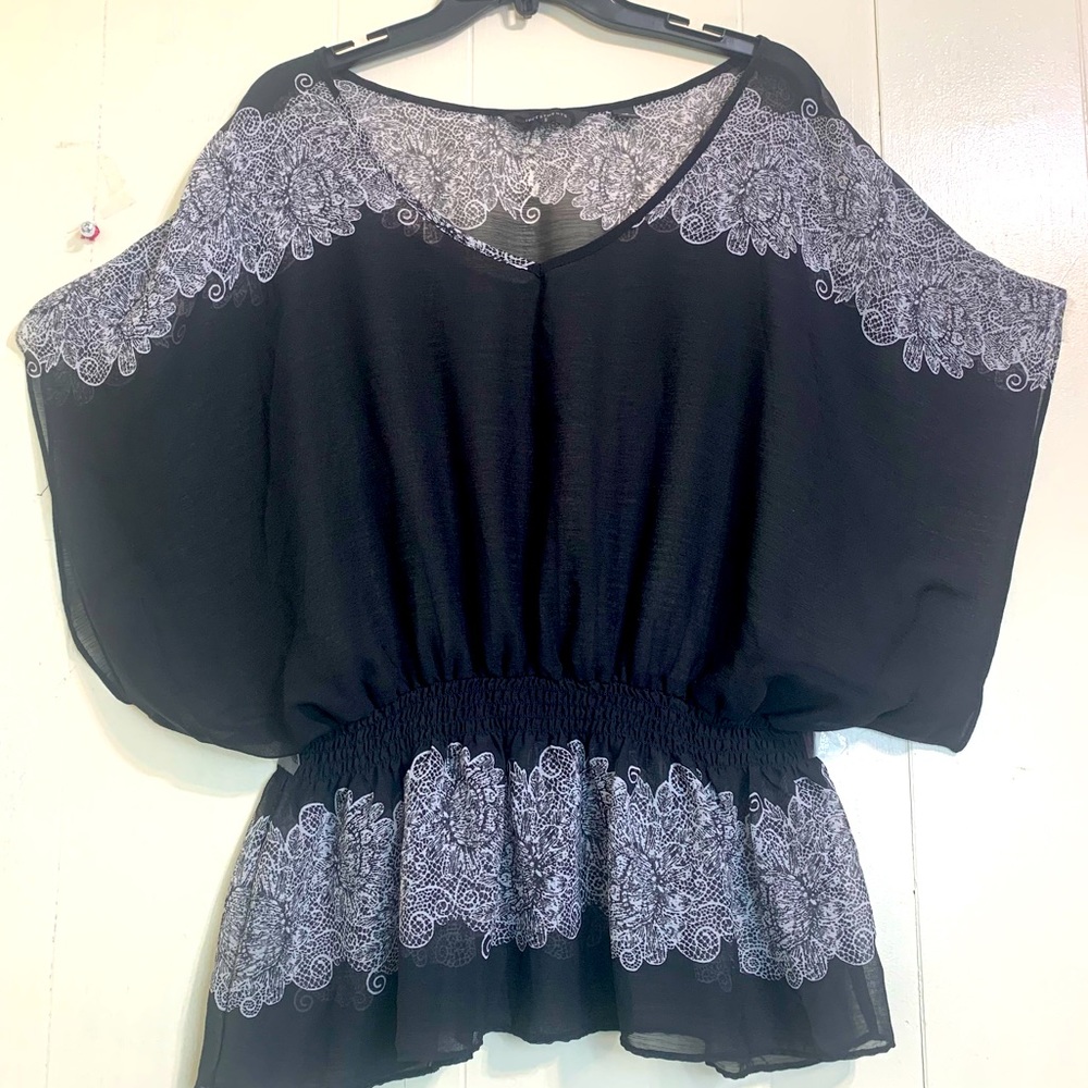 Investments Top Black White Floral Stretch Waist V-Neck Sheer Blouse Top Size 1X